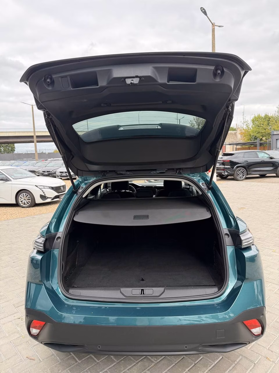 Peugeot 308 фото 15