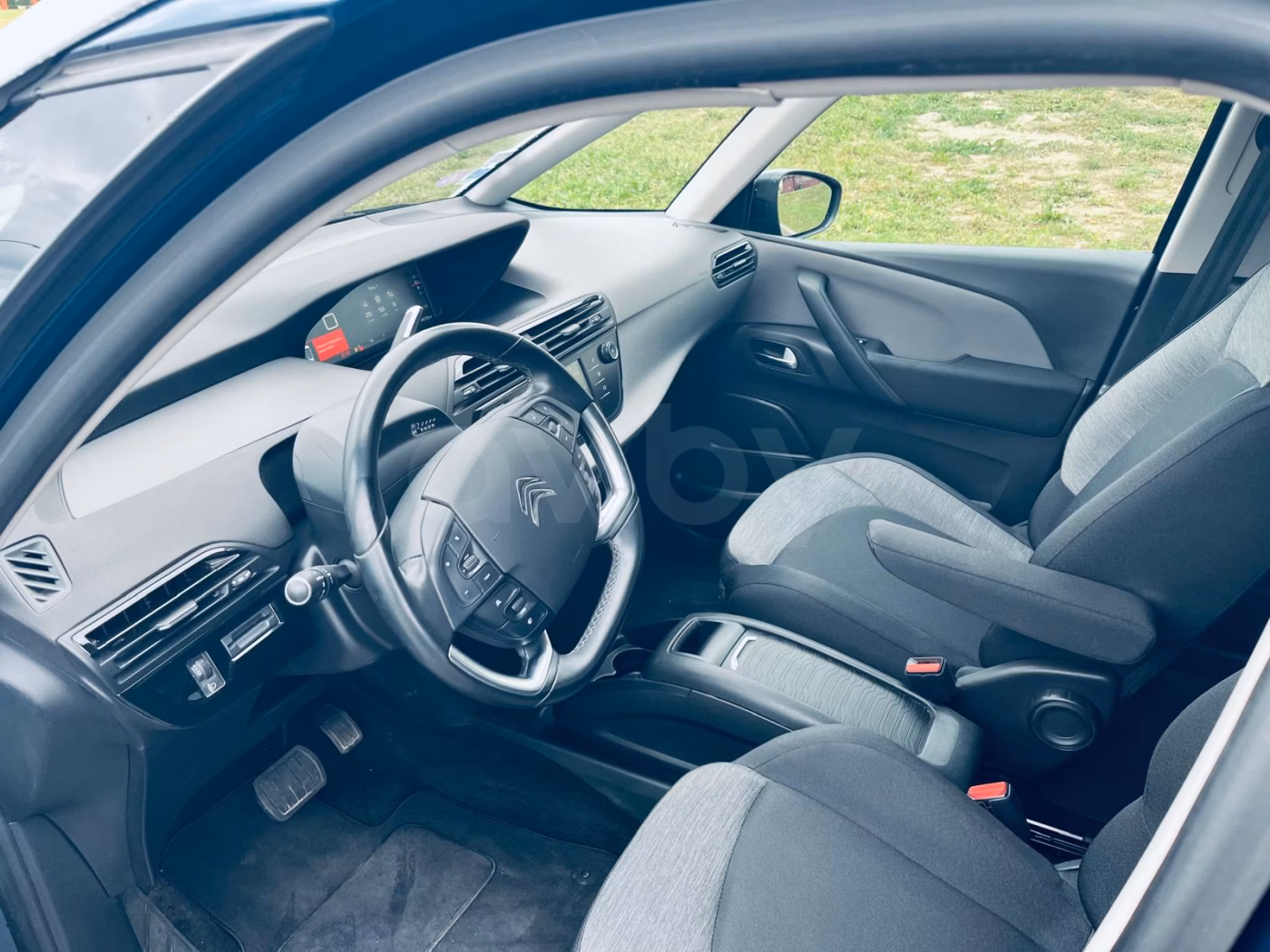 Citroen C4 Grand Spacetourer фото 4
