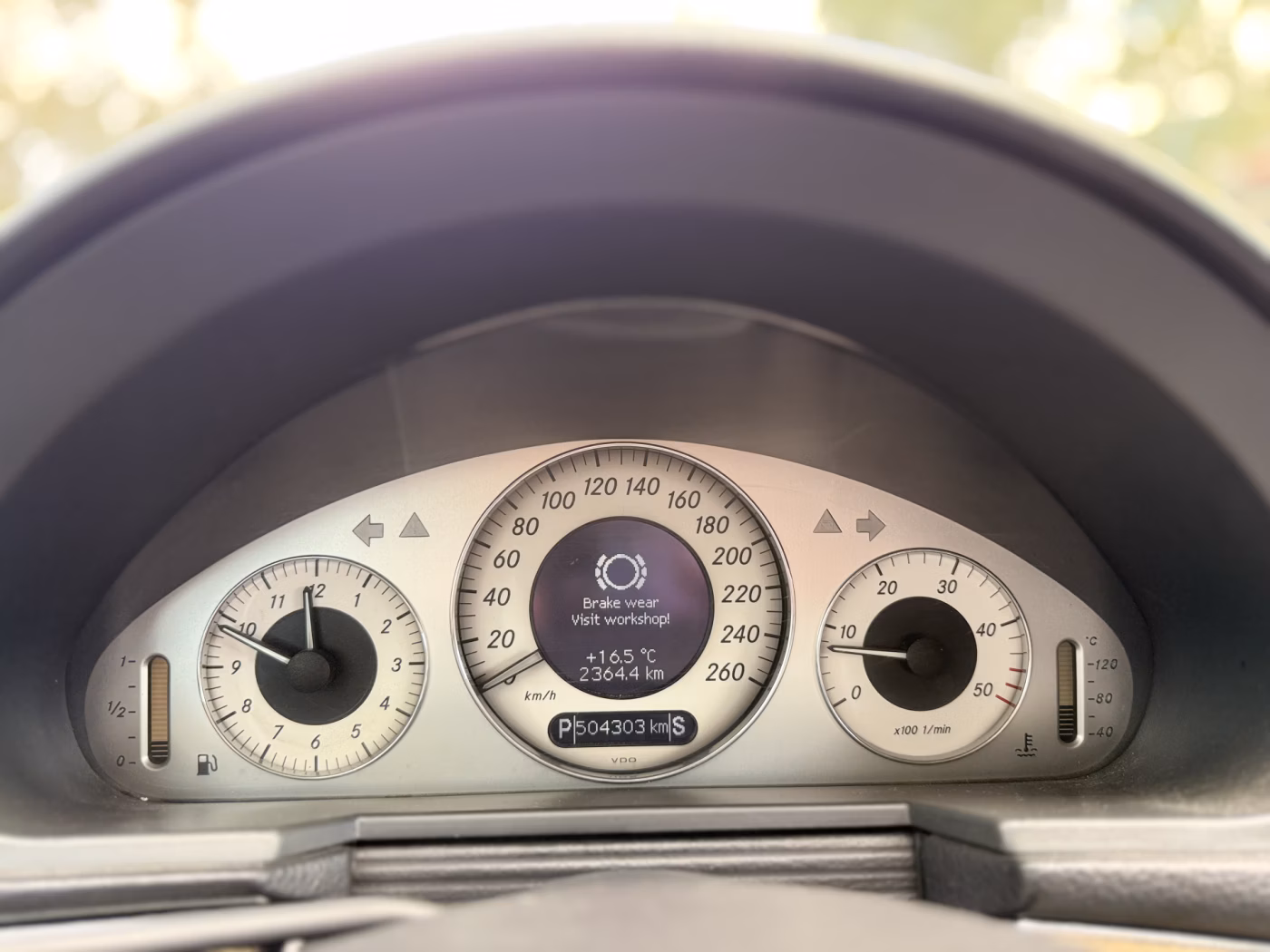 Mercedes-Benz E-Класс фото 9