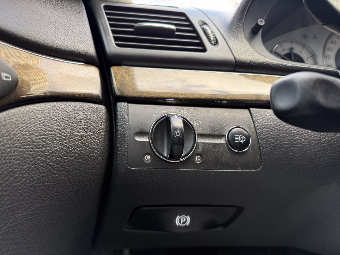 Mercedes-Benz E-Класс фото 12