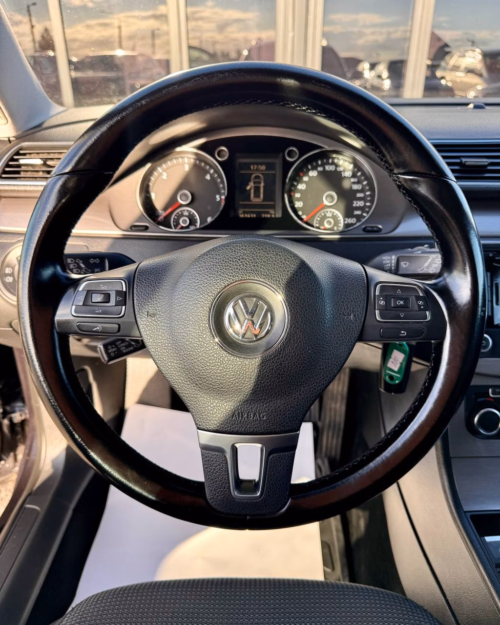 Volkswagen Passat фото 15