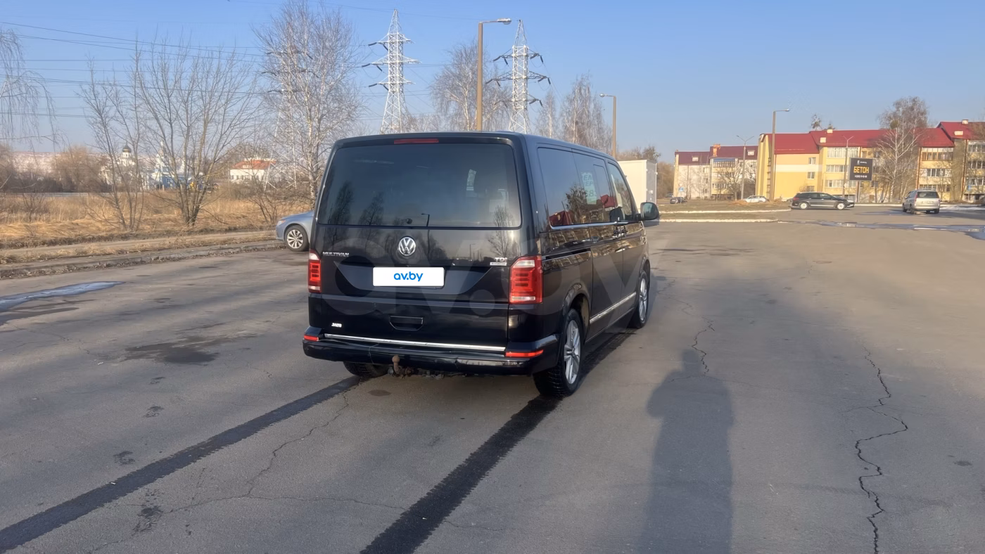 Volkswagen Multivan фото 2