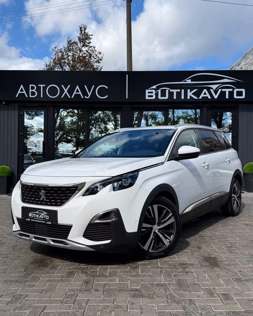 Peugeot 5008 фото 3