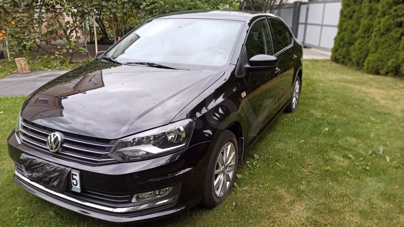 Volkswagen Polo Sedan