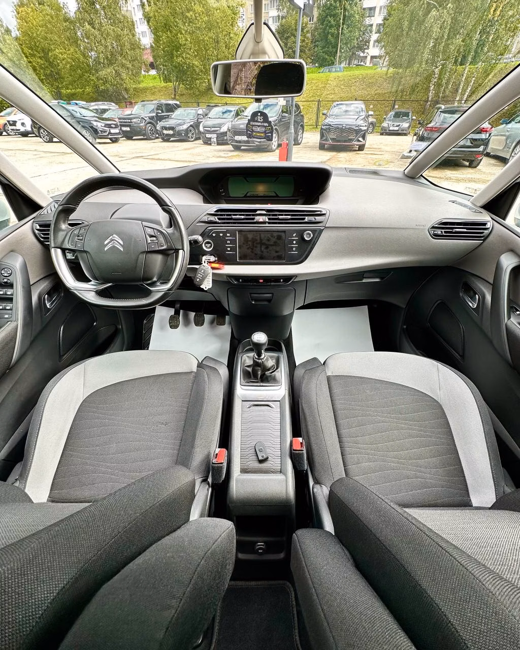 Citroen C4 Grand Picasso фото 9
