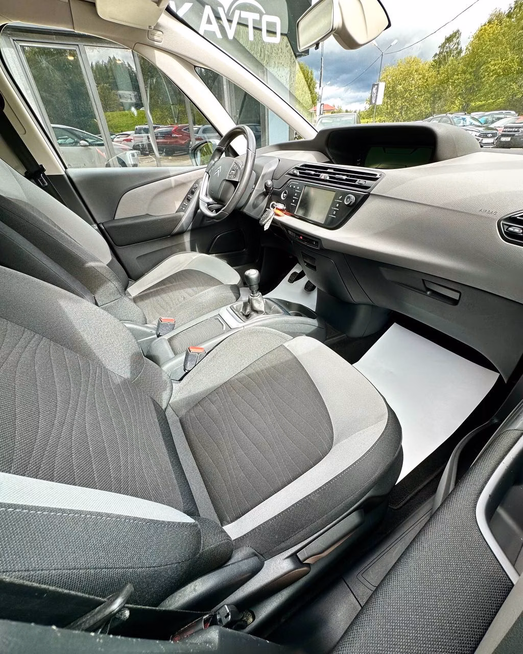 Citroen C4 Grand Picasso фото 12