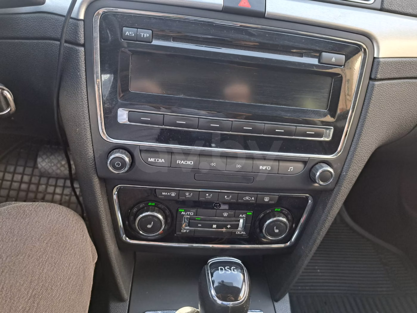 Skoda Superb фото 9
