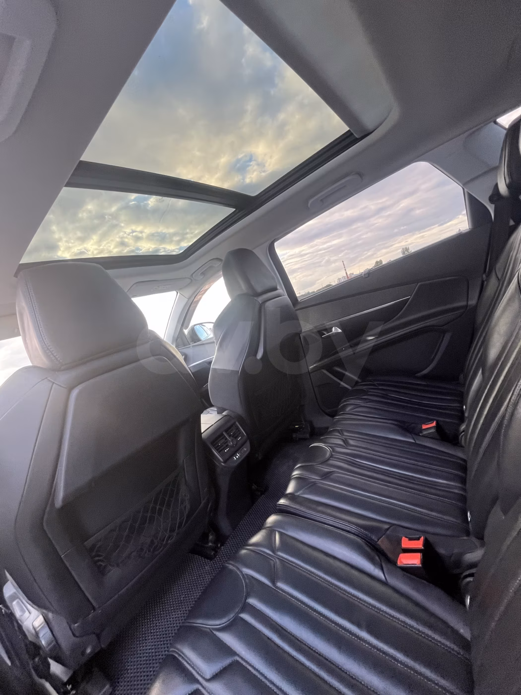 Peugeot 5008 фото 6