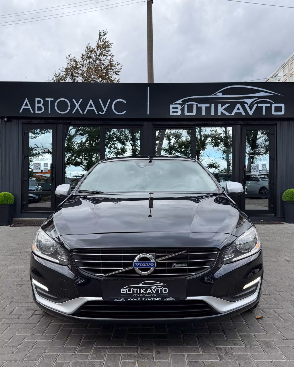 Volvo V60 фото 2