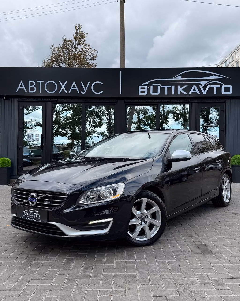 Volvo V60 фото 3