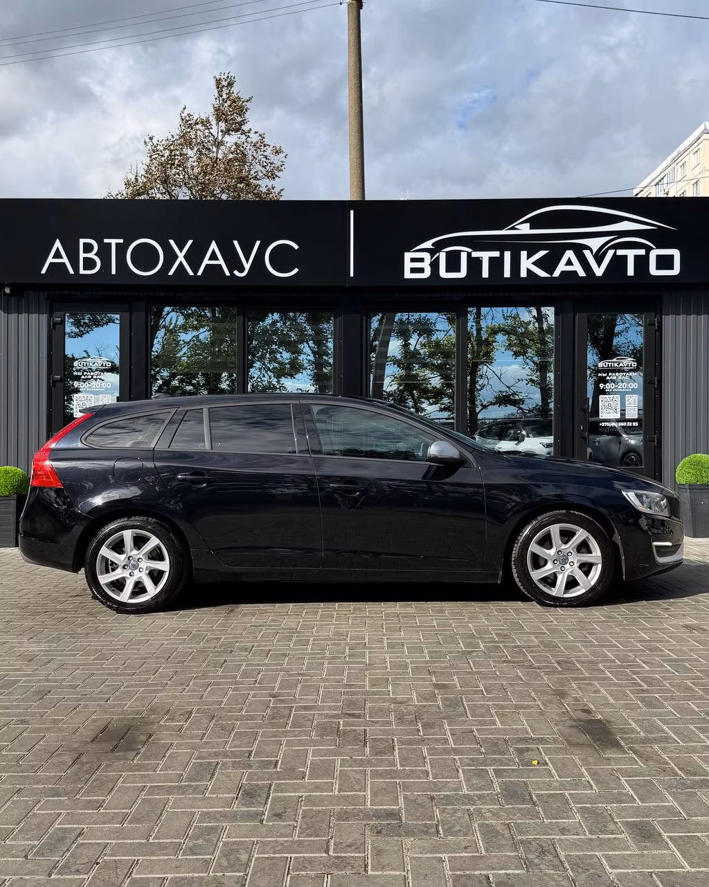 Volvo V60 фото 8