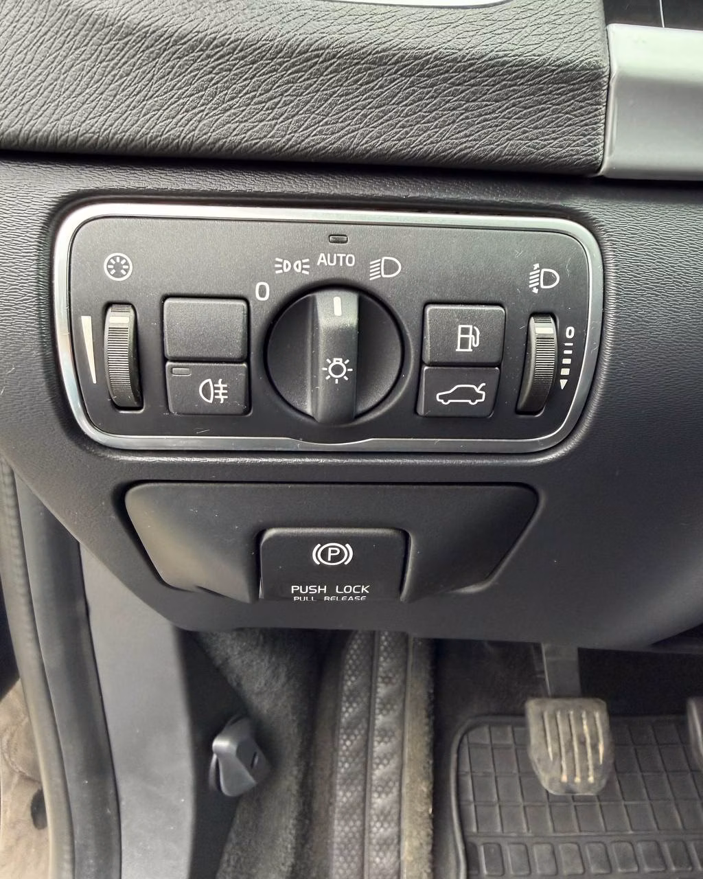 Volvo V60 фото 14