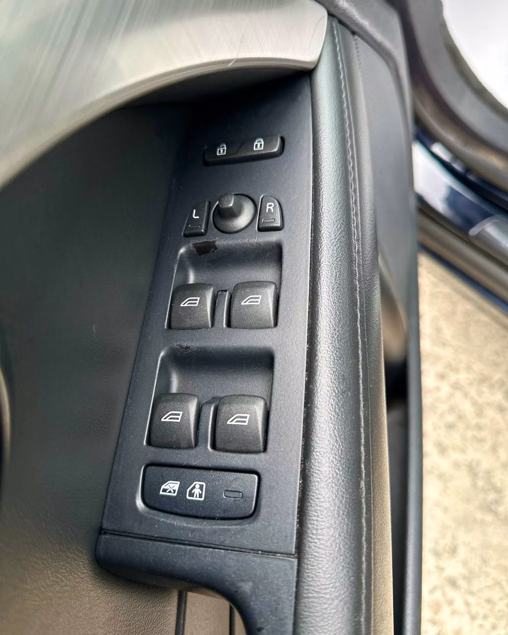 Volvo V70 фото 15