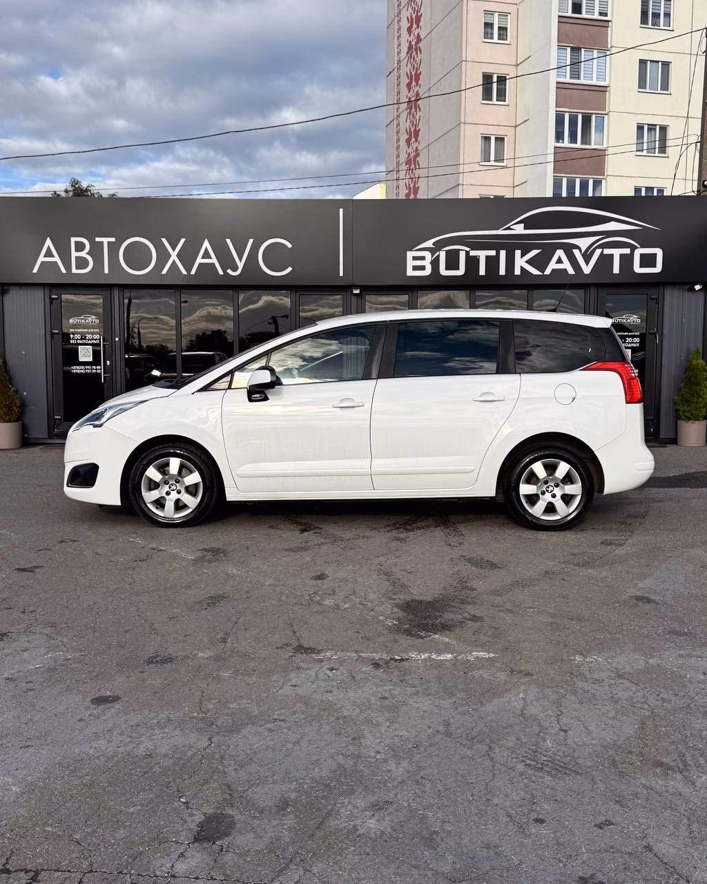 Peugeot 5008 фото 4
