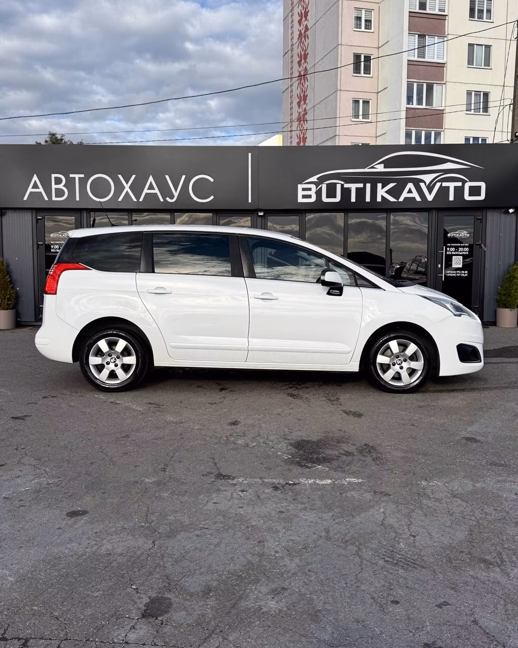Peugeot 5008 фото 8