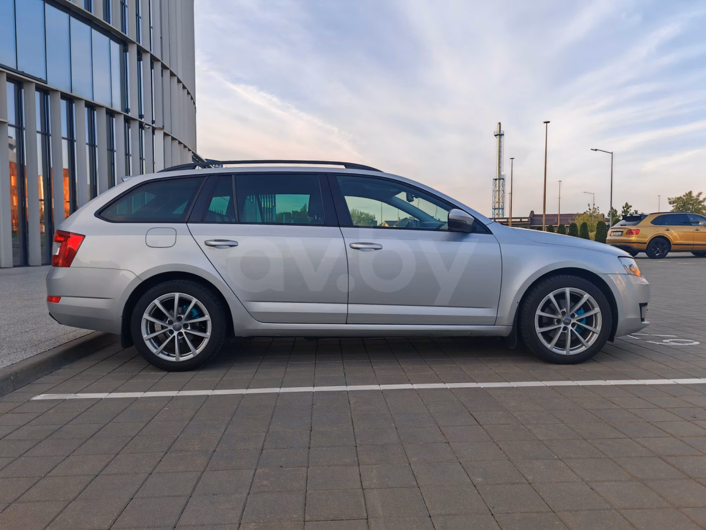 Skoda Octavia фото 2