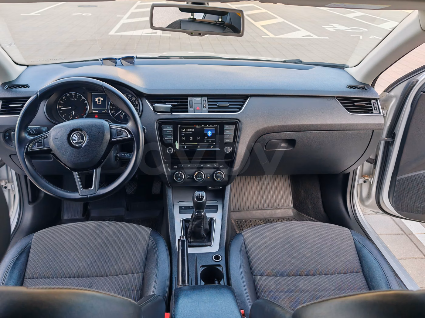 Skoda Octavia фото 9