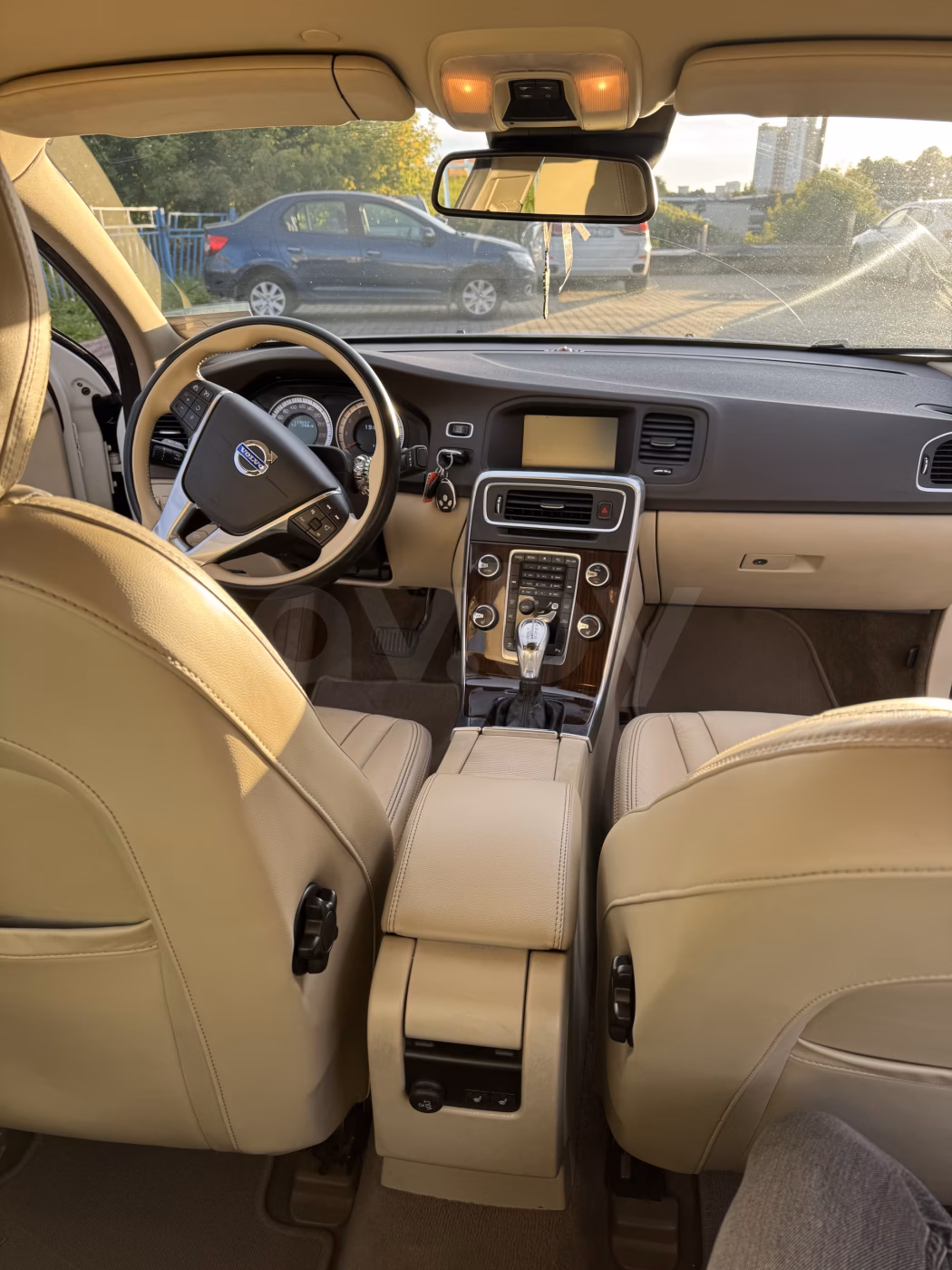 Volvo S60 фото 12