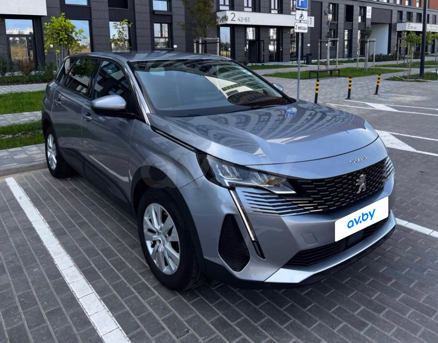 Peugeot 5008 фото 3