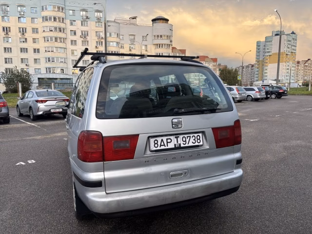 SEAT Alhambra фото 9