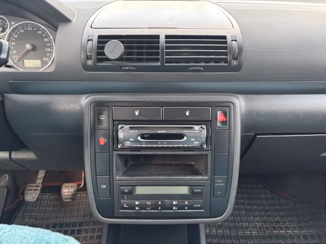 SEAT Alhambra фото 11