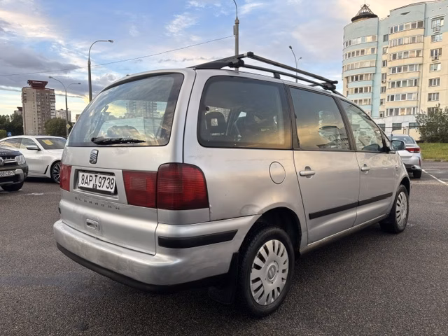 SEAT Alhambra фото 4