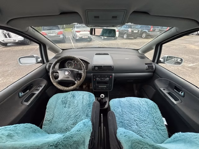 SEAT Alhambra фото 13