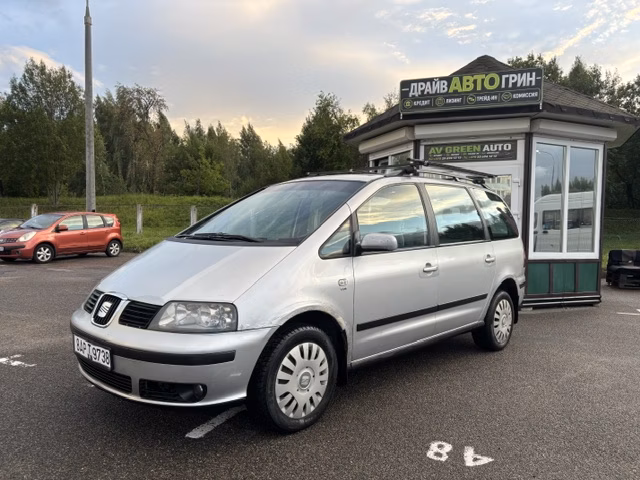 SEAT Alhambra фото 2