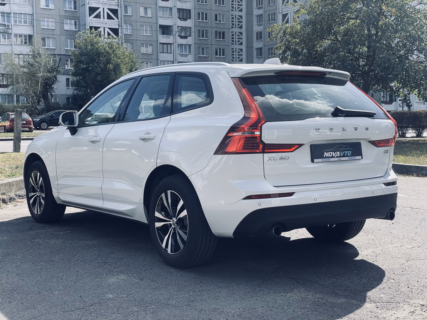 Volvo XC60 фото 7