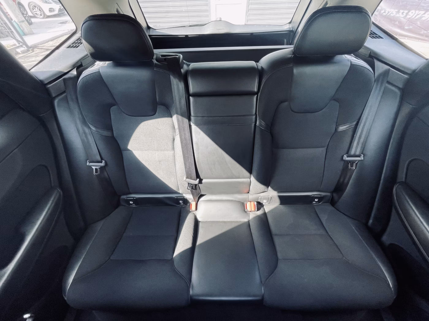 Volvo XC60 фото 11