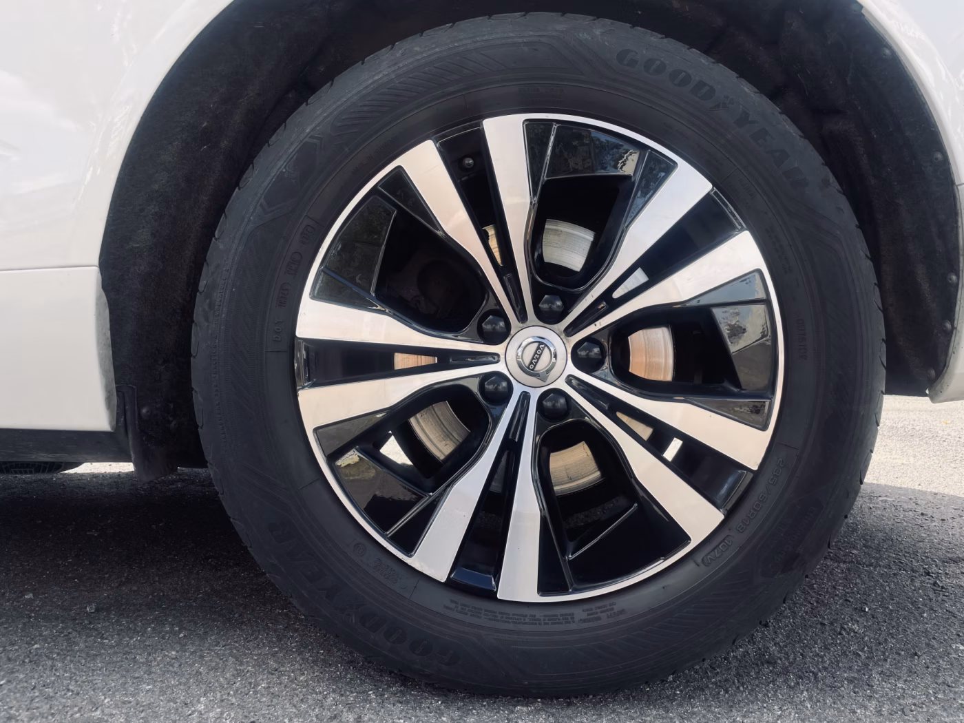 Volvo XC60 фото 30