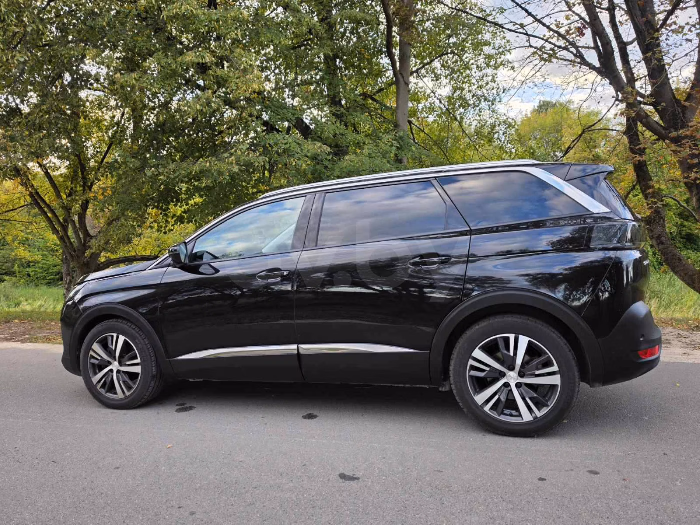 Peugeot 5008 фото 2