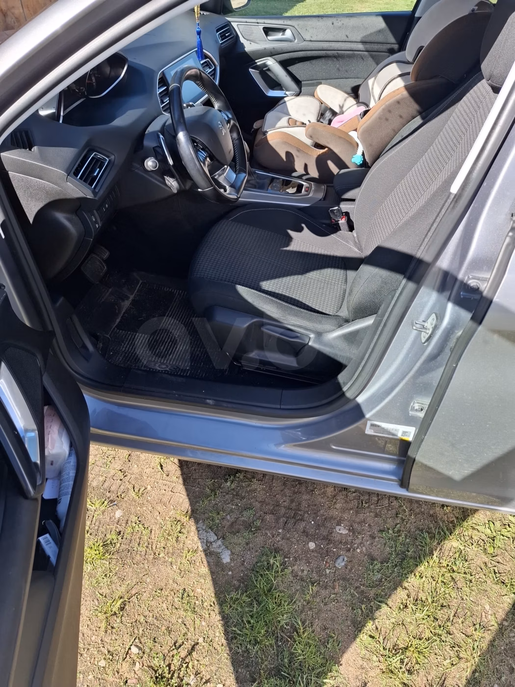 Peugeot 308 фото 9