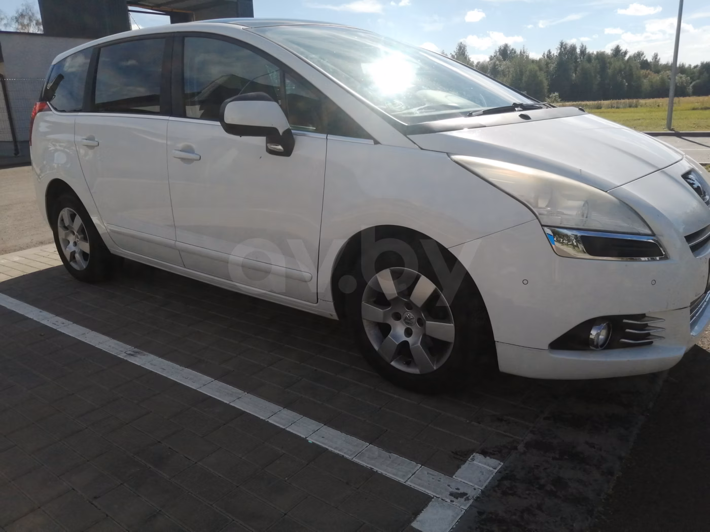 Peugeot 5008