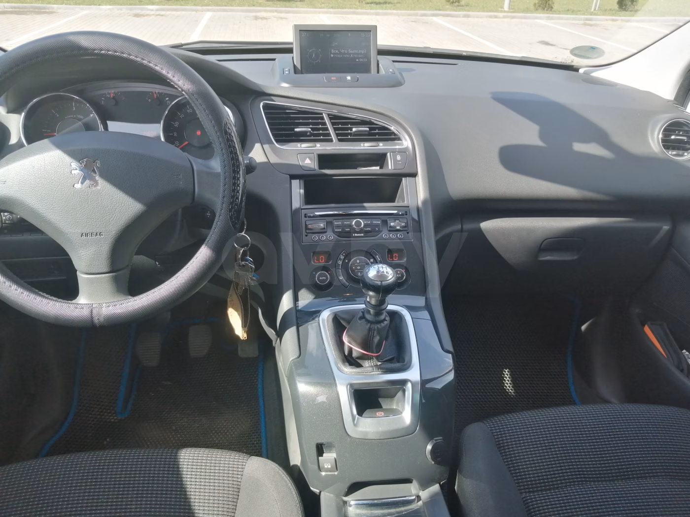 Peugeot 5008 фото 18