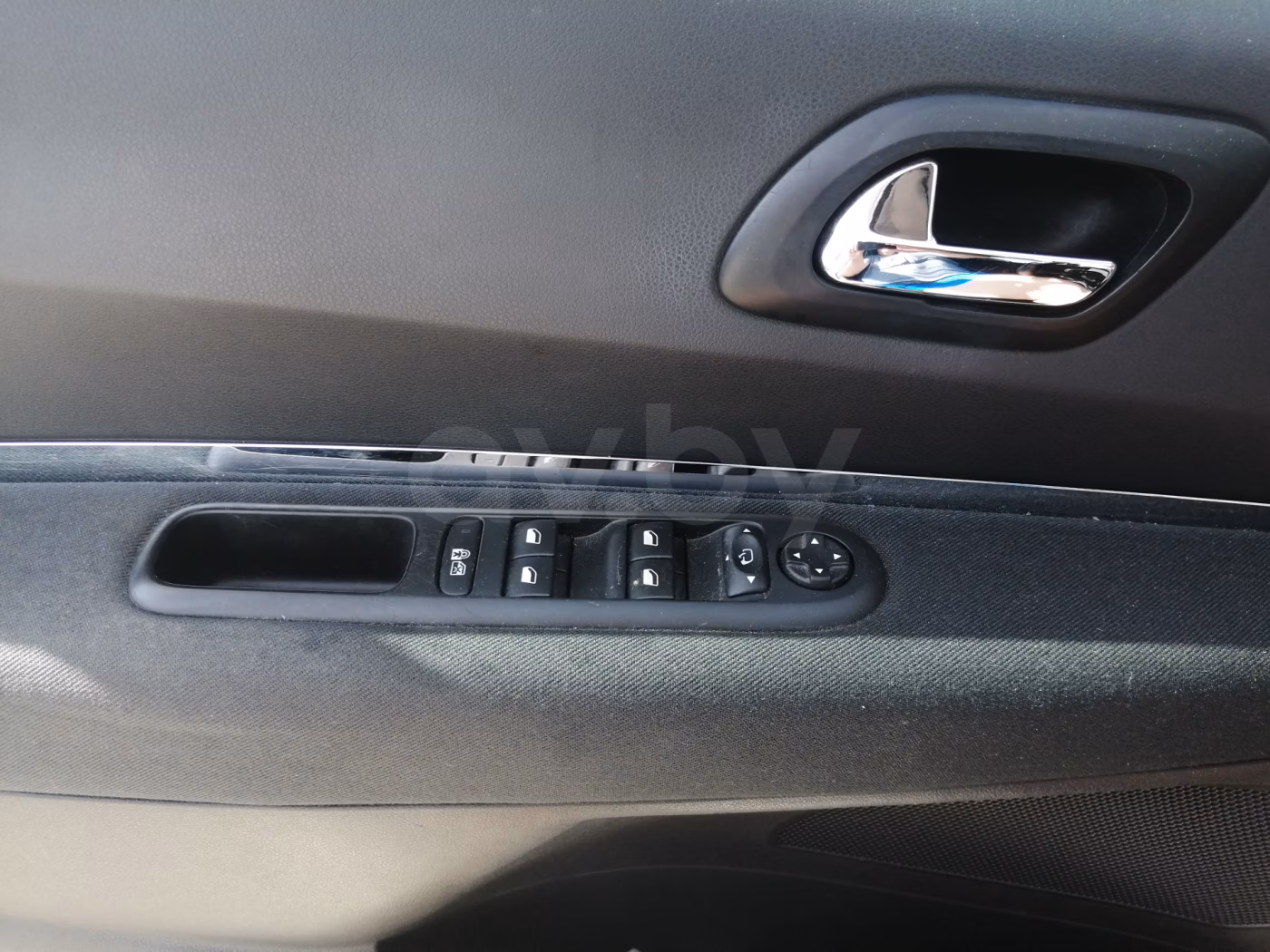 Peugeot 5008 фото 14