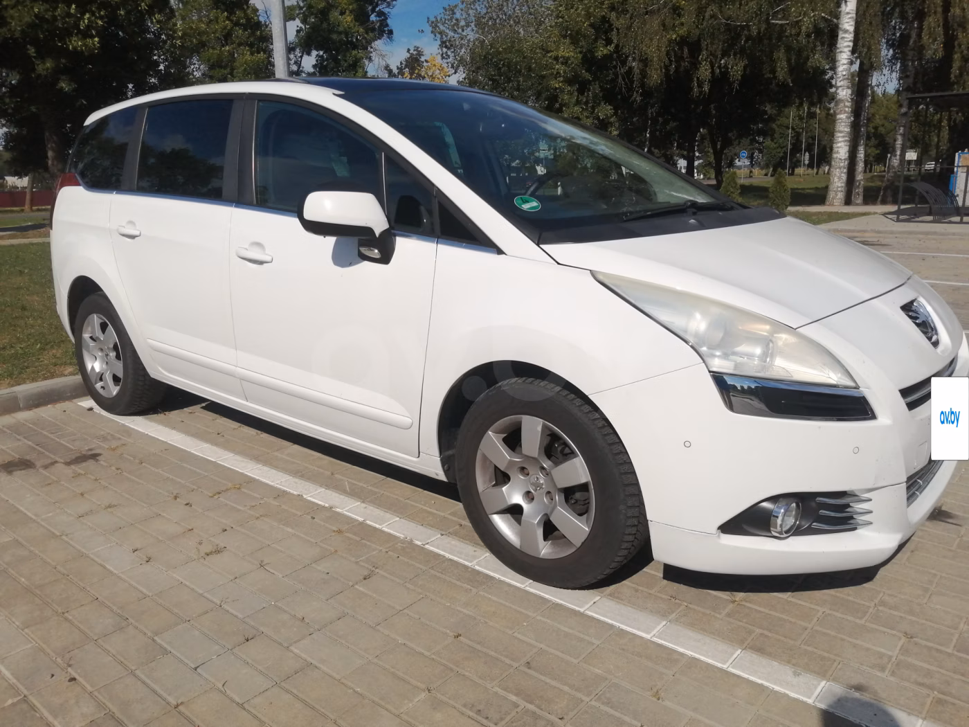 Peugeot 5008 фото 4