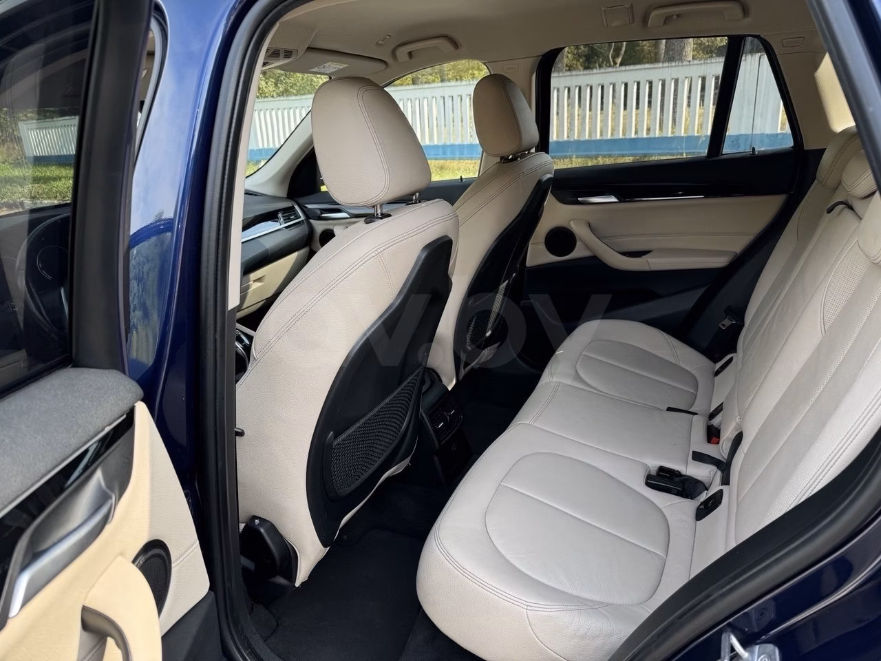 BMW X1 фото 5