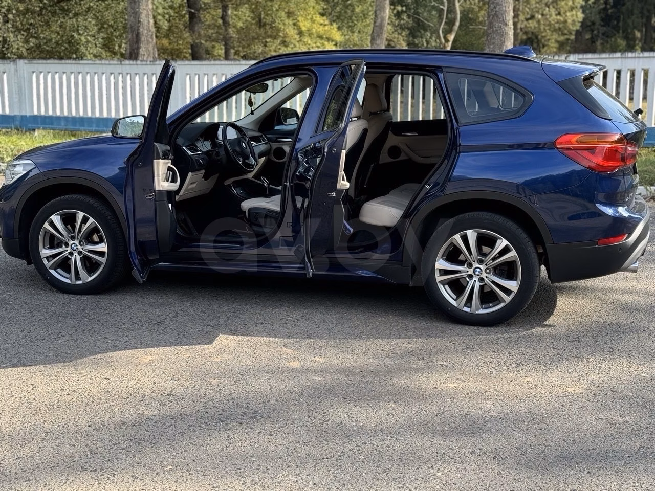 BMW X1 фото 9