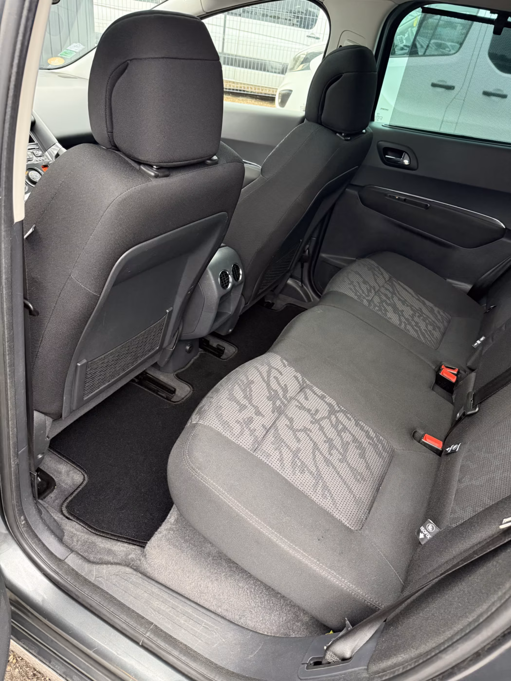 Peugeot 3008 фото 8