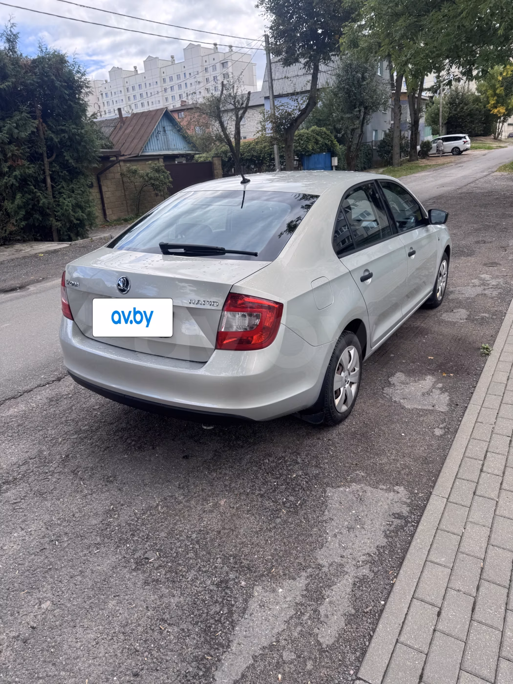 Skoda Rapid фото 2