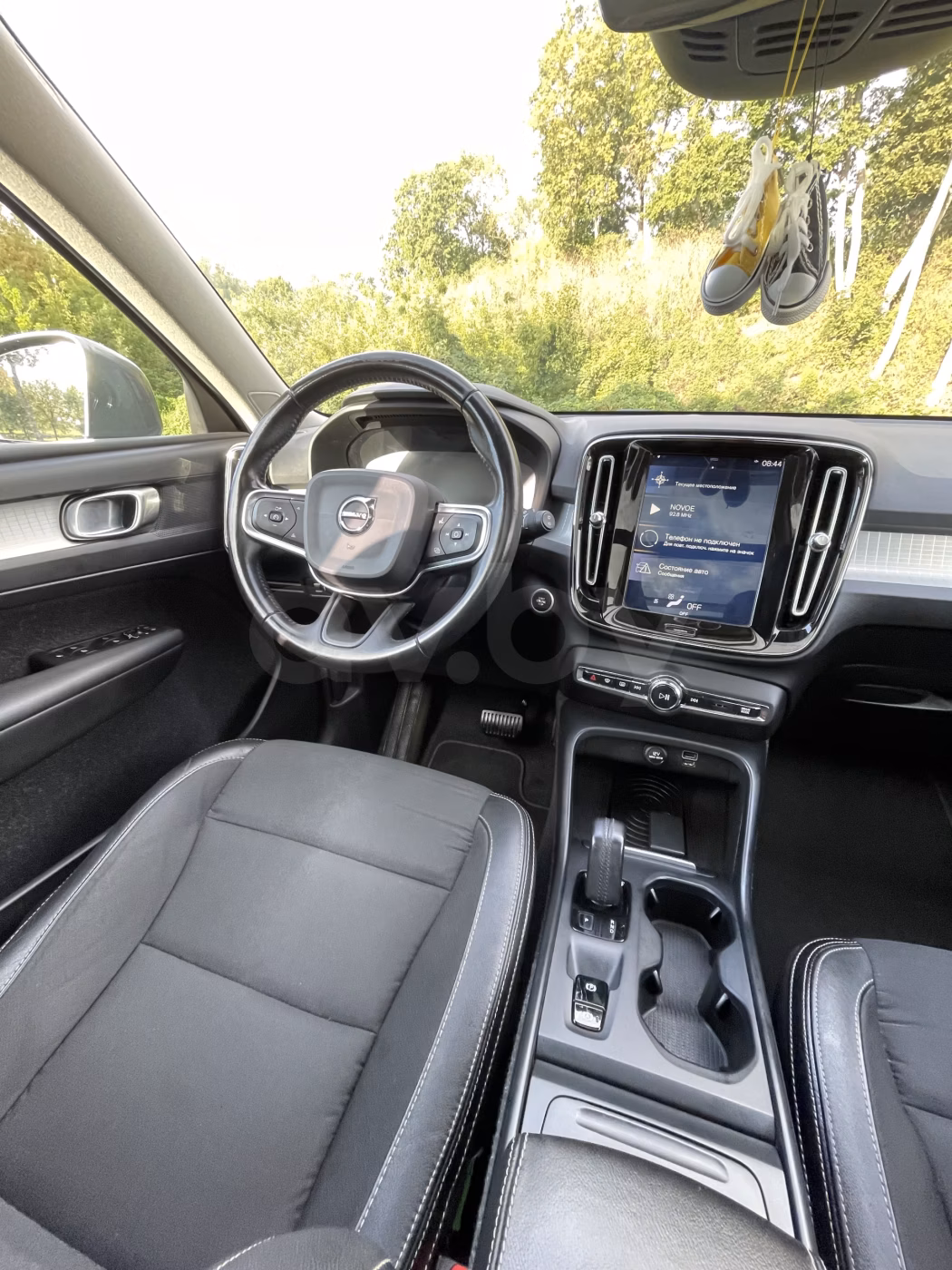 Volvo XC40 фото 7