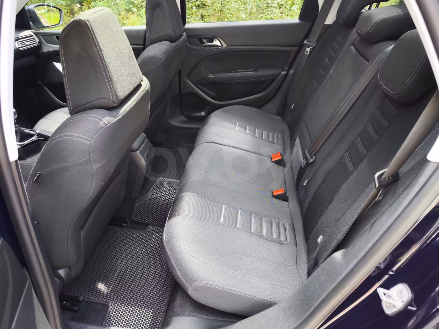 Peugeot 308 фото 16