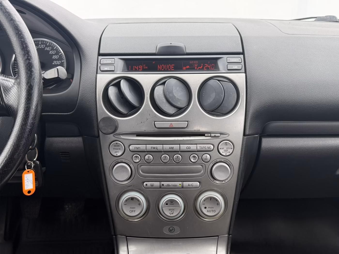 Mazda 6 фото 14
