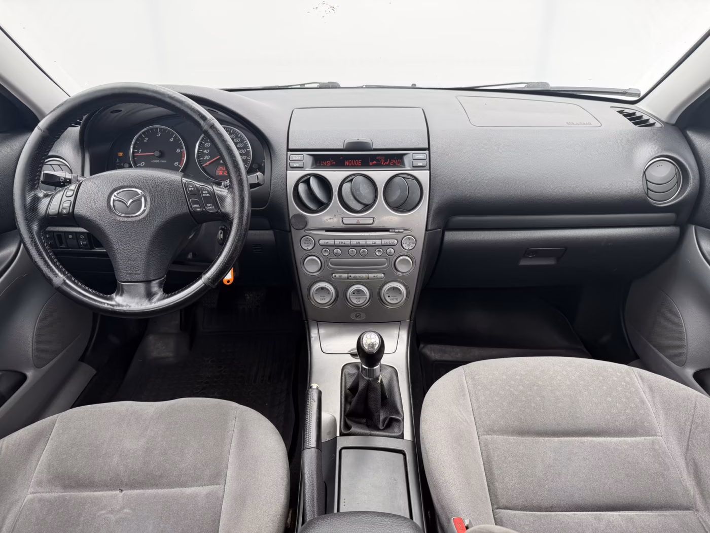 Mazda 6 фото 11