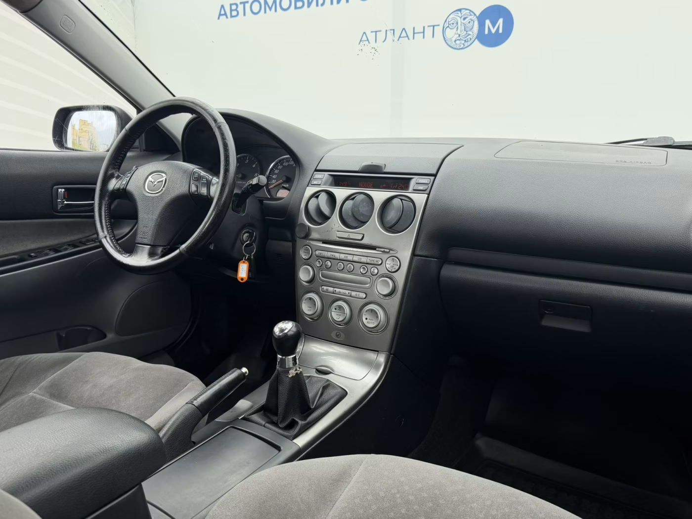 Mazda 6 фото 9