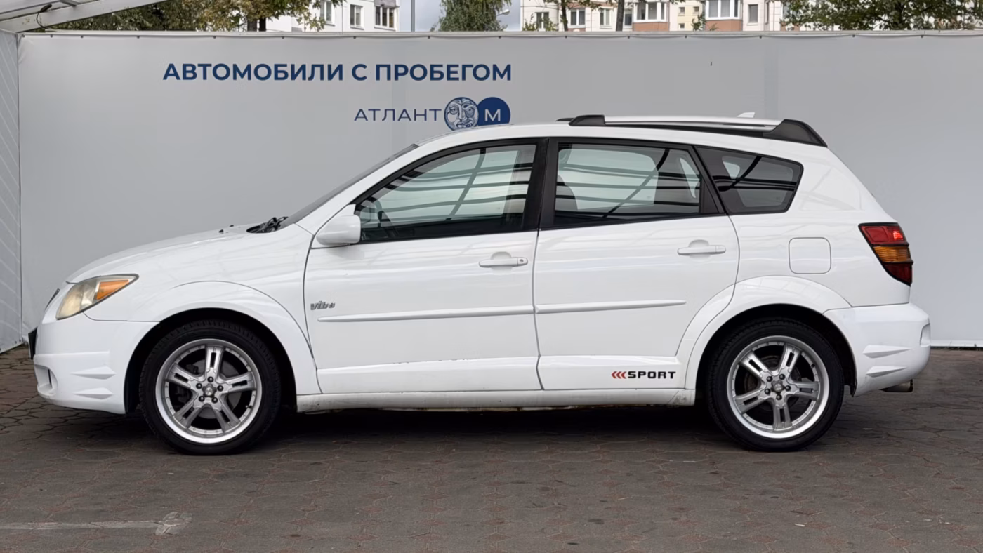 Pontiac Vibe фото 2