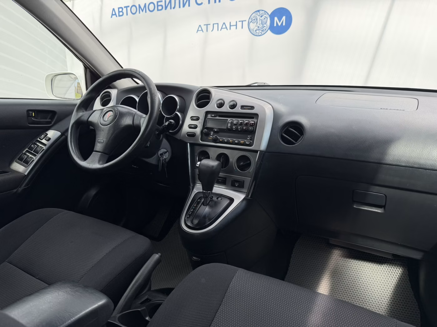 Pontiac Vibe фото 9