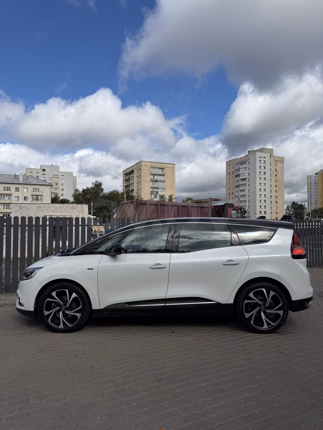Renault Grand Scenic фото 4