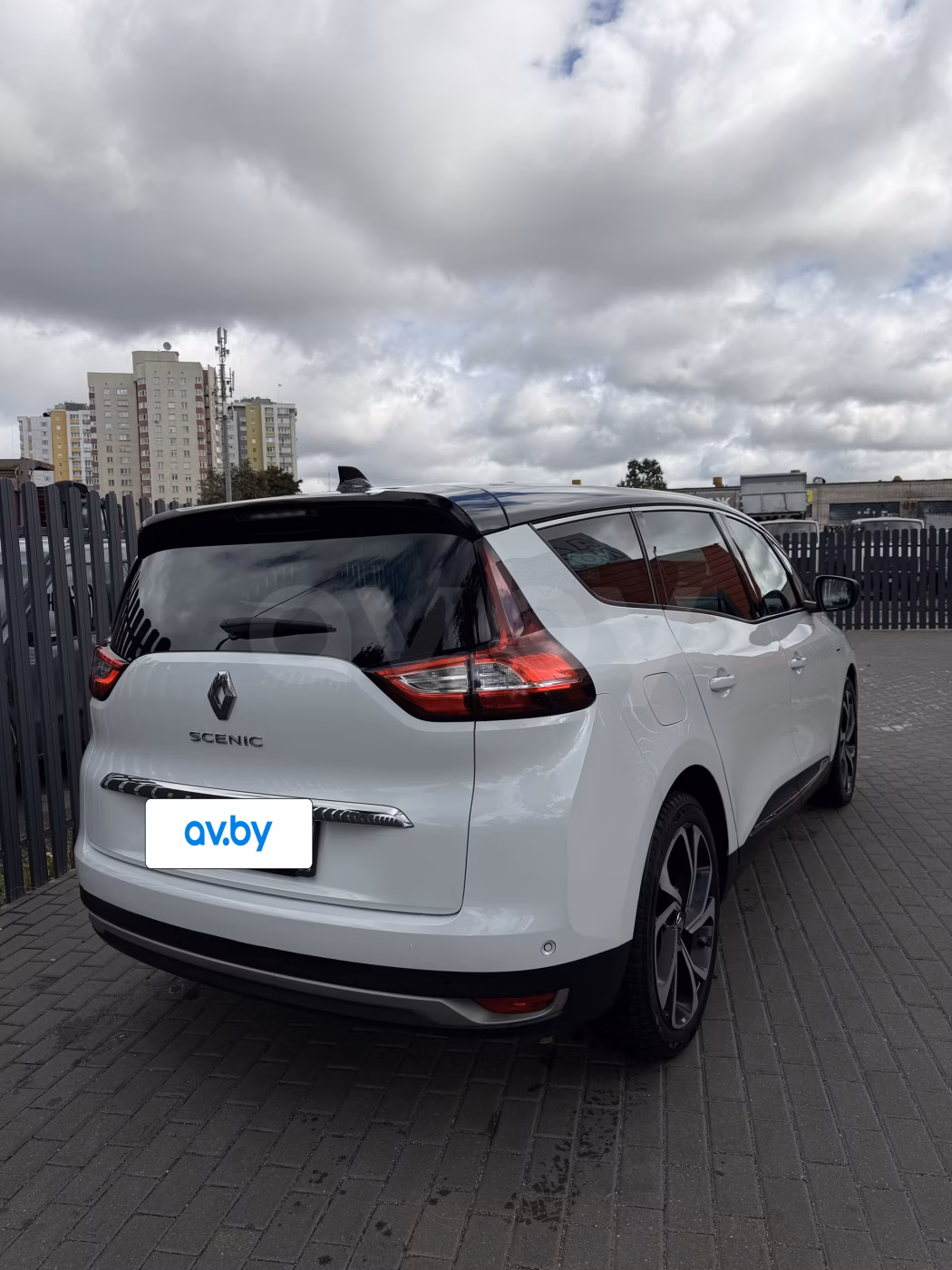 Renault Grand Scenic фото 7